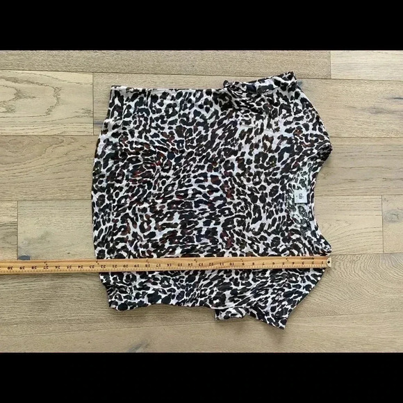 Cabi leopard print cropped tee medium - Picture 3 of 5